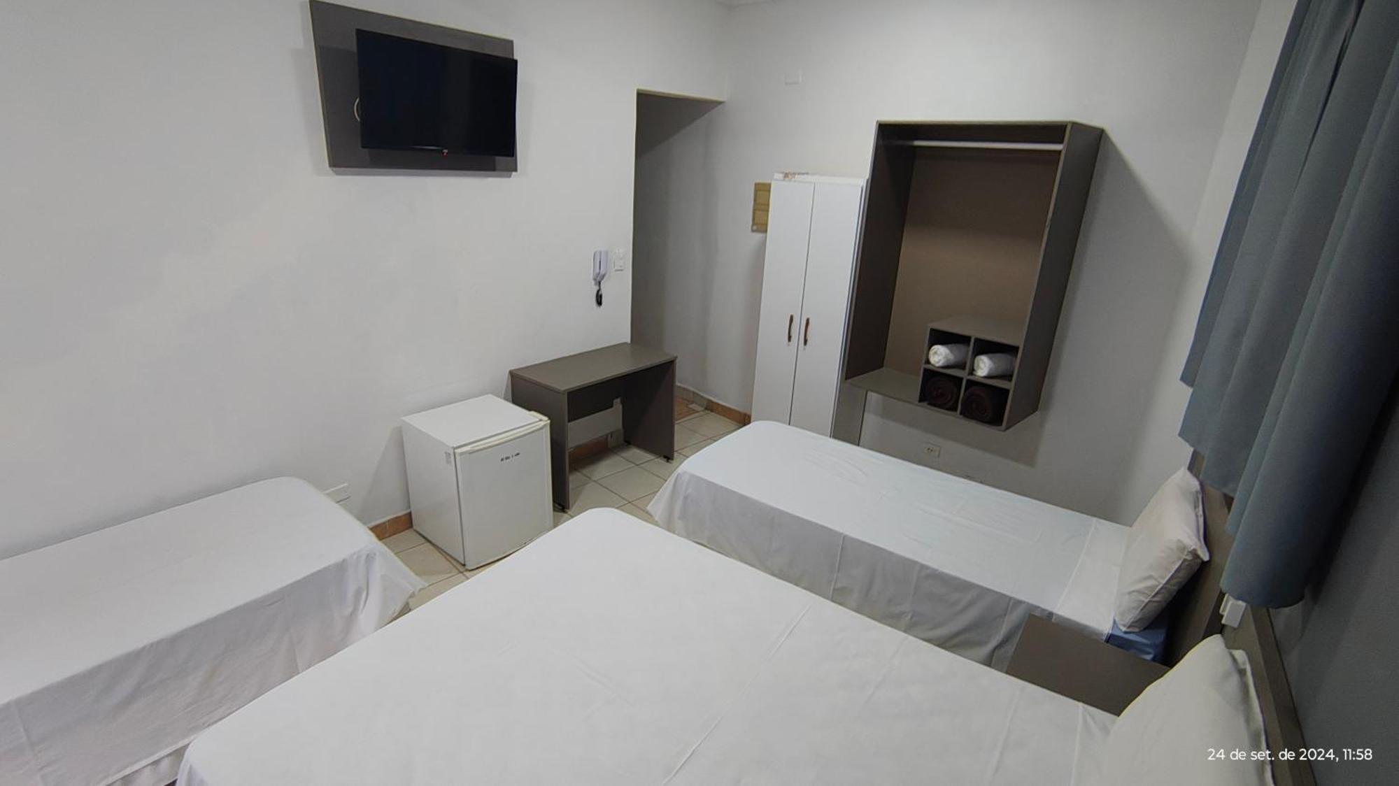 Santos Hotel Екстер'єр фото